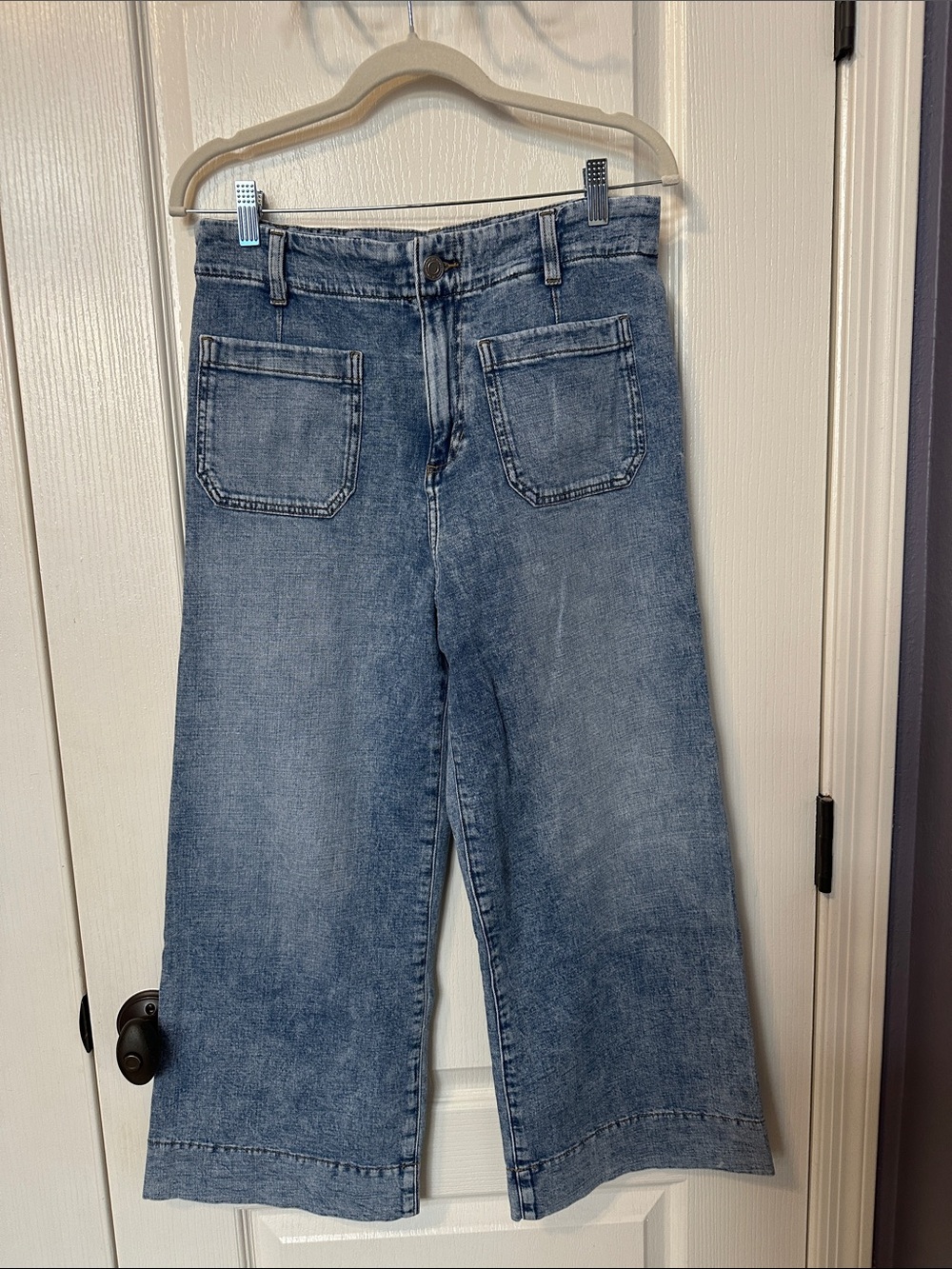 LC Lauren Conrad Medium Blue Wide-Leg Cropped Jeans Sz 10